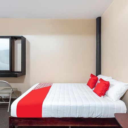 Oyo Hotel Emperador, Oaxaca Eksteriør bilde