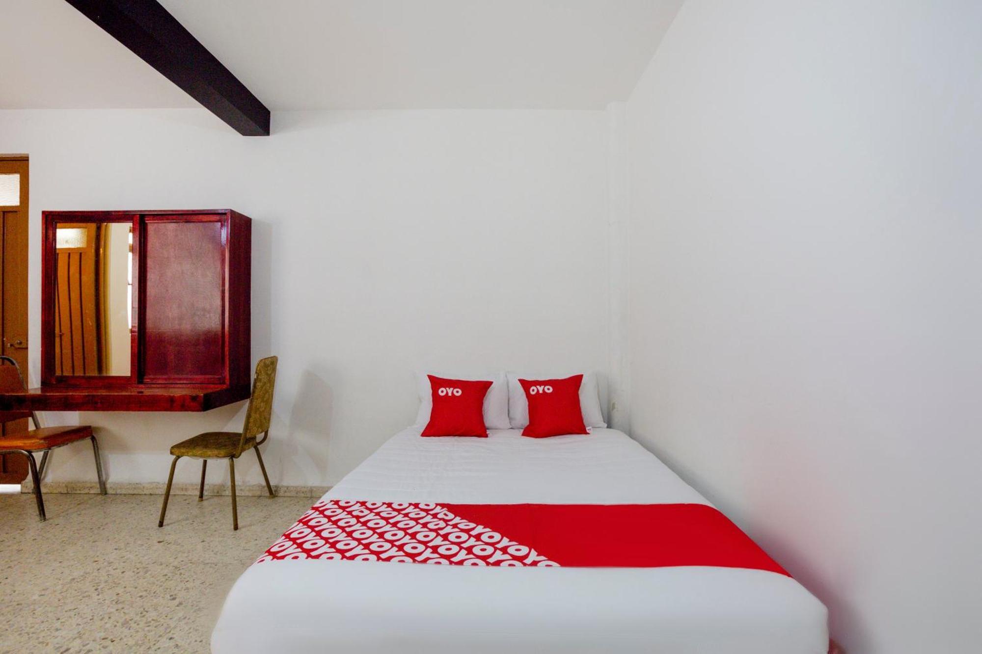 Oyo Hotel Emperador, Oaxaca Eksteriør bilde